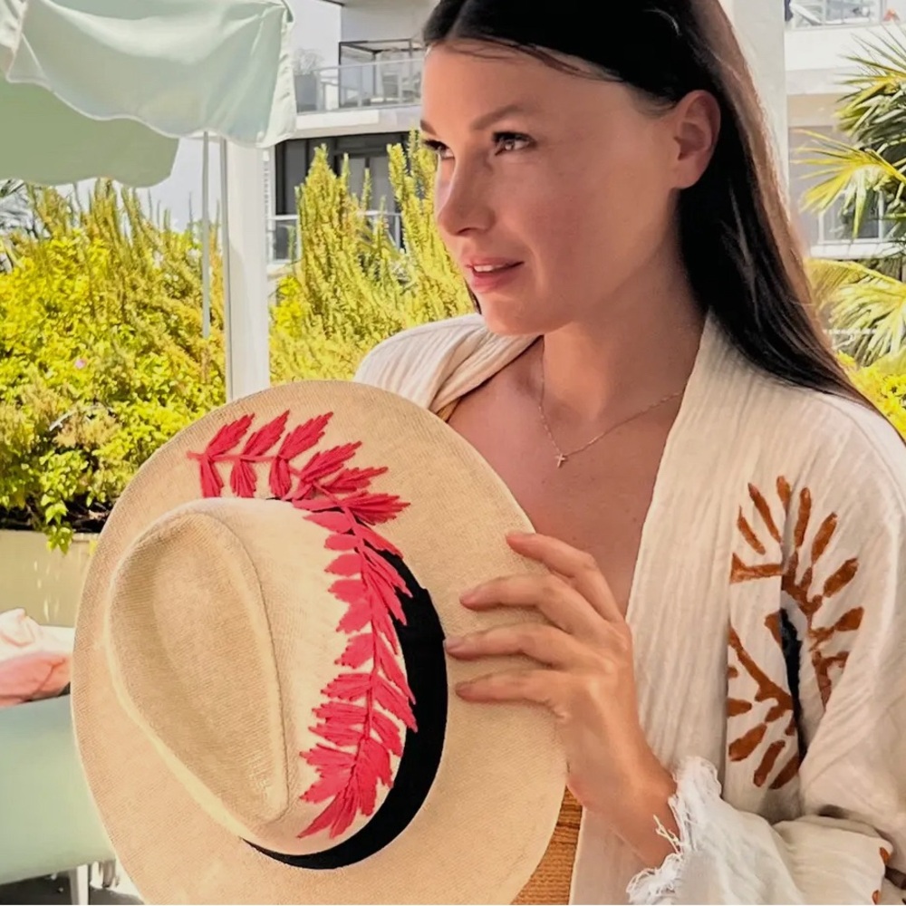 CAMPELLE Brazilian Ethical Handmade Boho Chic Hats - Picture 5 of 6